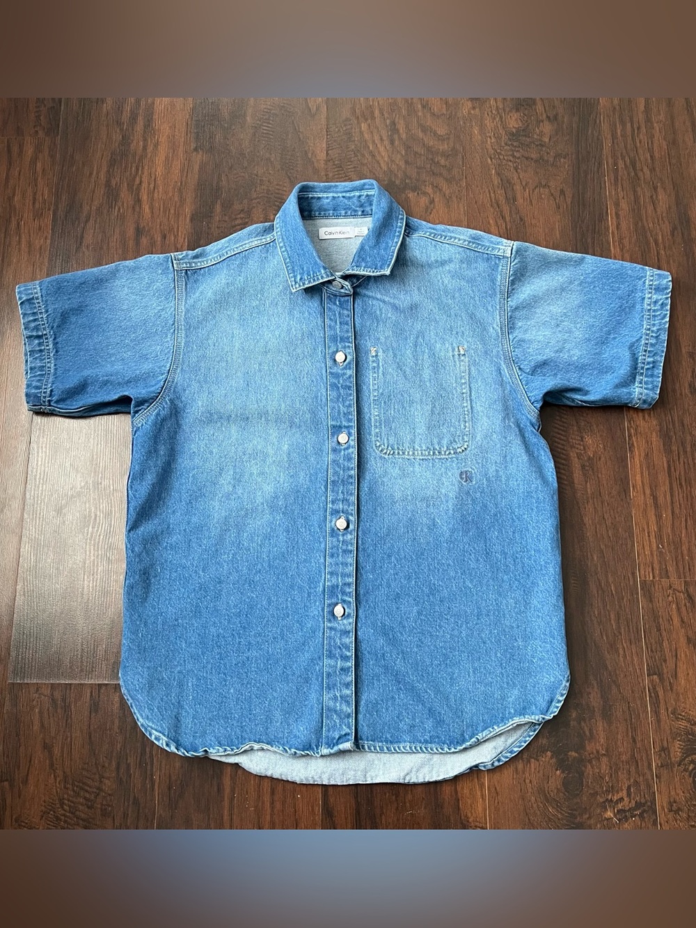 Calvin Klein Denim Shirt Mens M Short Sleeve Boxy Oversized CK Monogram Blue Was